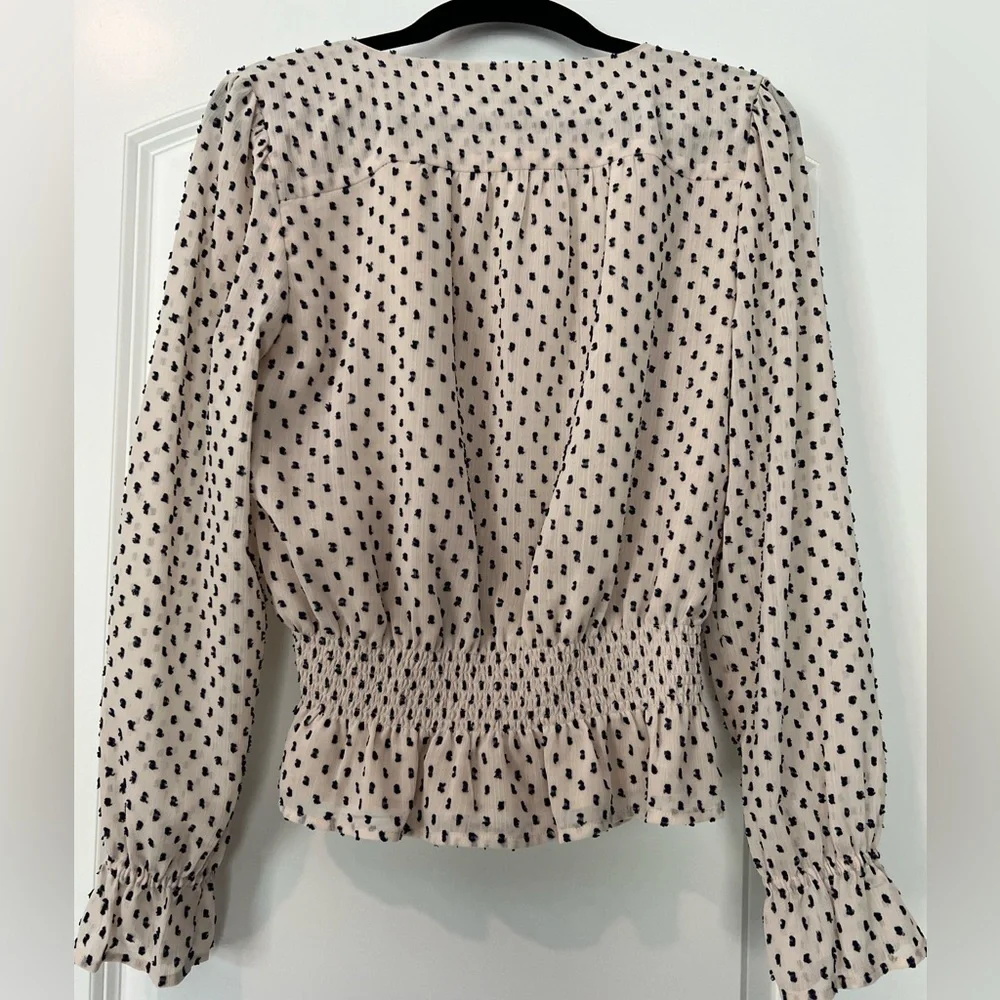 NWOT Ann Taylor cream and navy dot blouse, size XSP - Picture 2 of 6